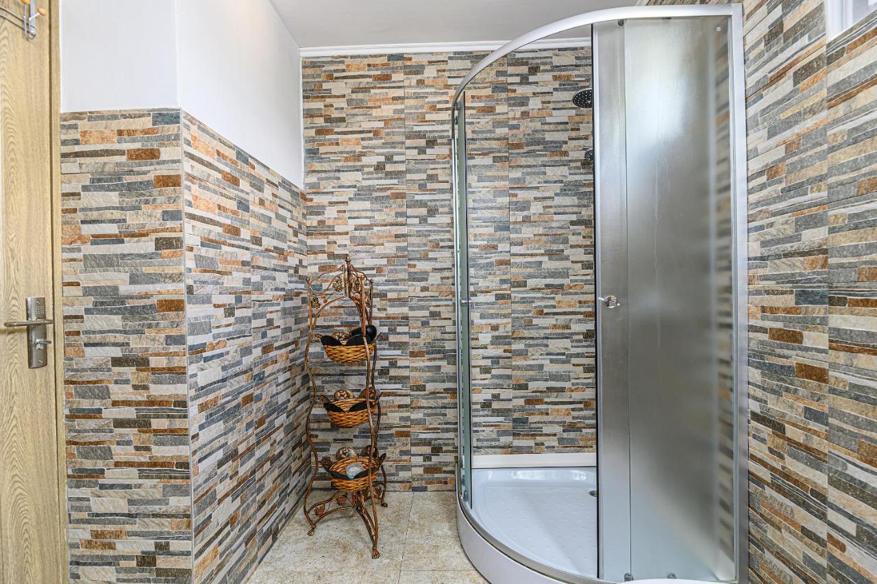 Mountain Oasis Apartment Sinaia Exterior foto